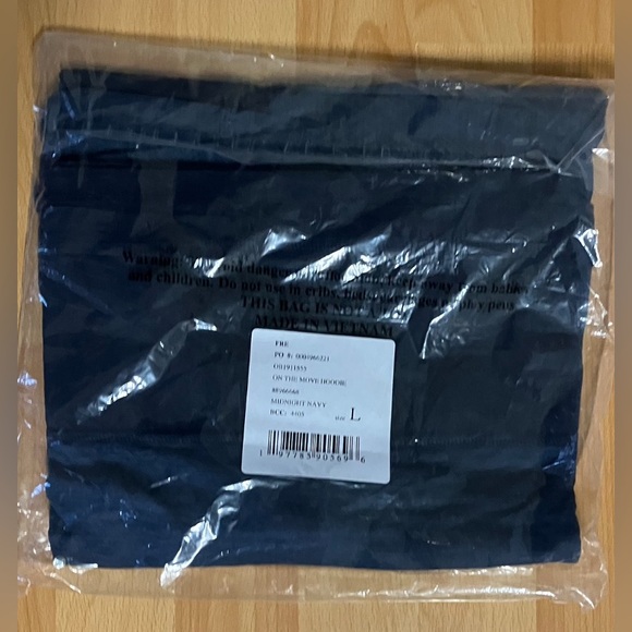 Free People Dark Blue Color Block “On The Move” Hoodie - Size Medium - Picture 5 of 5